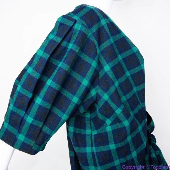 NEW Eloquii green Plaid V-Neck Dress with Side Slits tie waist, plus size 28 - Picture 9 of 16